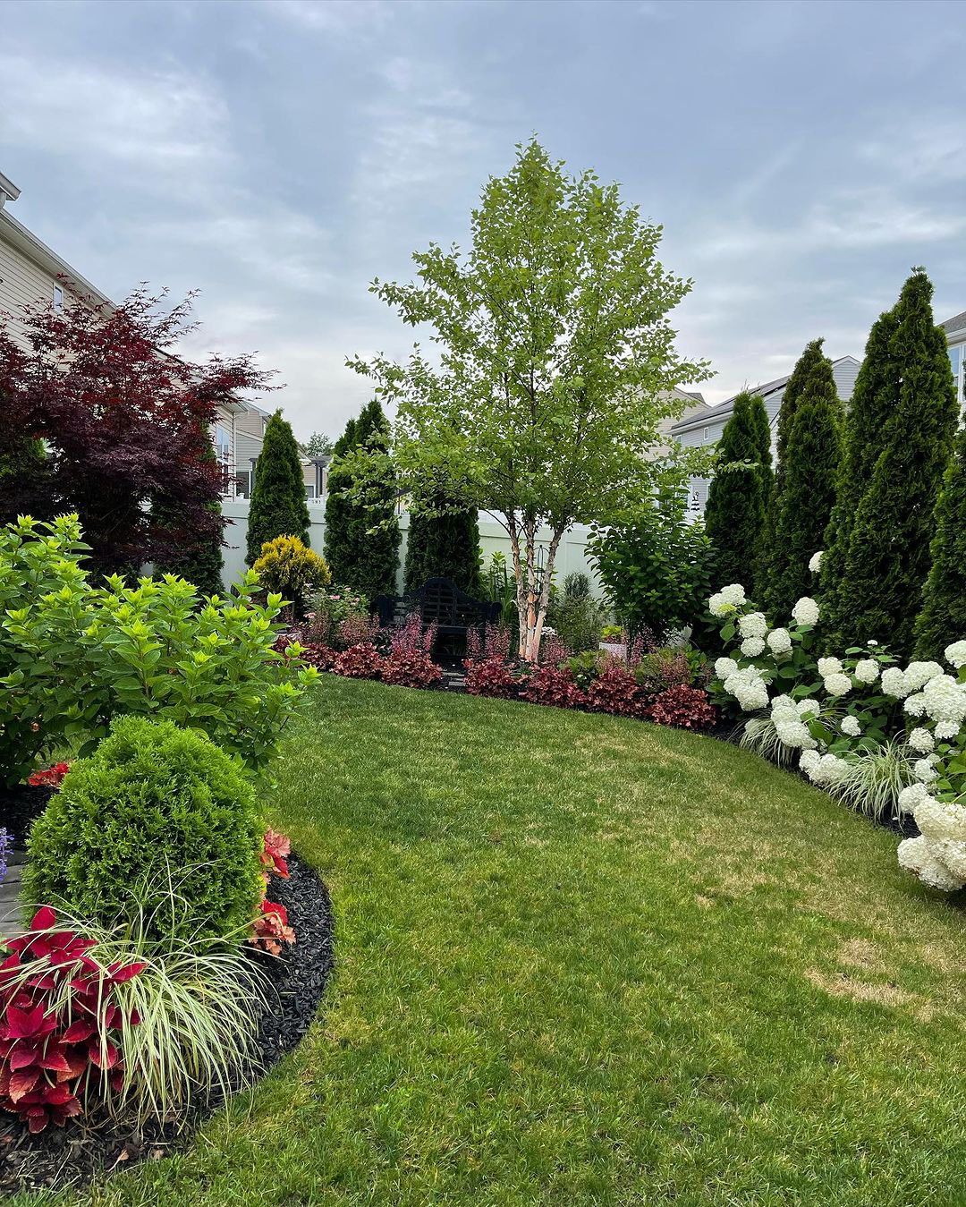 Creative Green Fence Ideas to Beautify Your Garden - Transform Your Outdoor Space with Nature-Inspired Boundaries