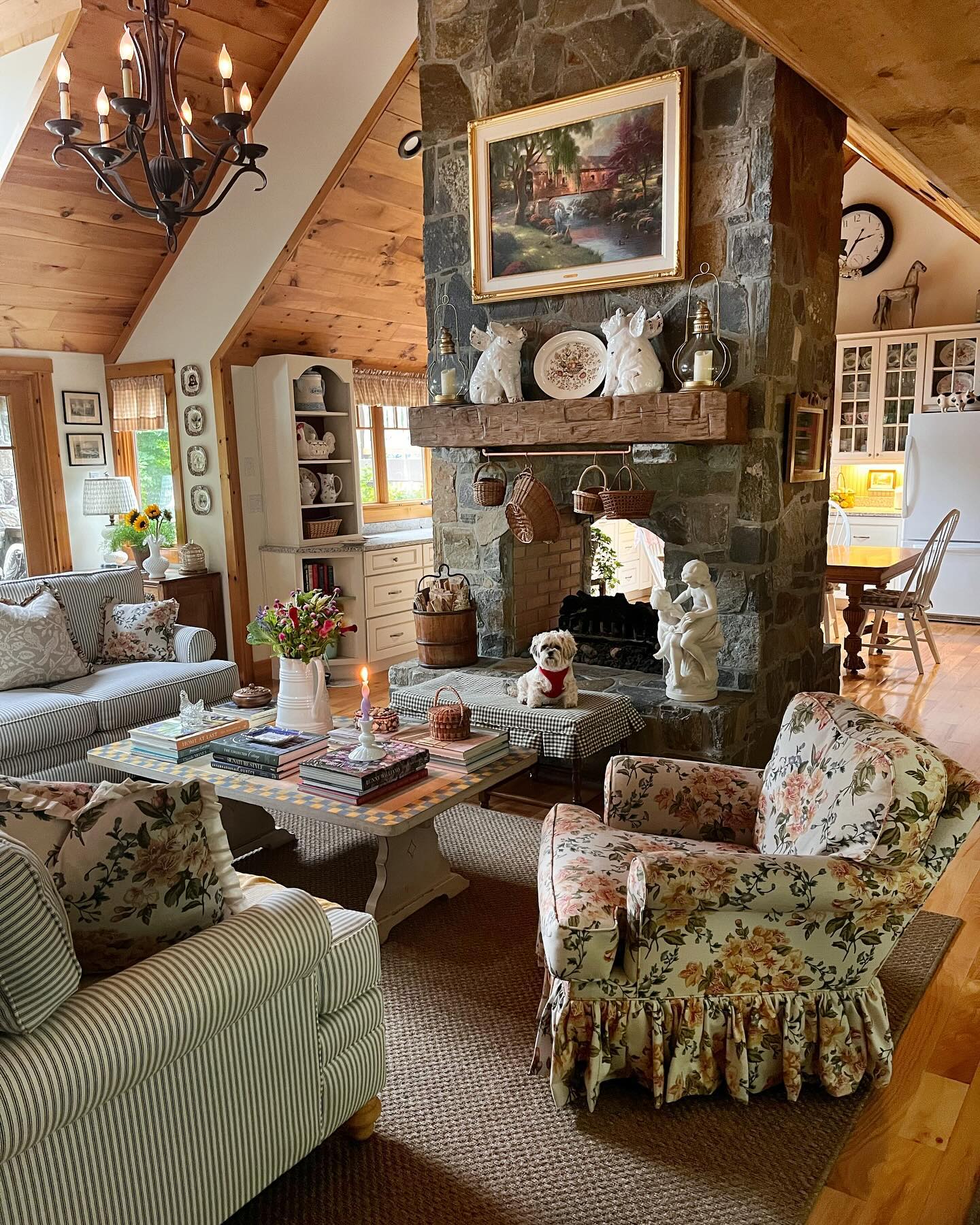 Cozy Corners and Lush Retreats - Elevate Your Garden House Interior